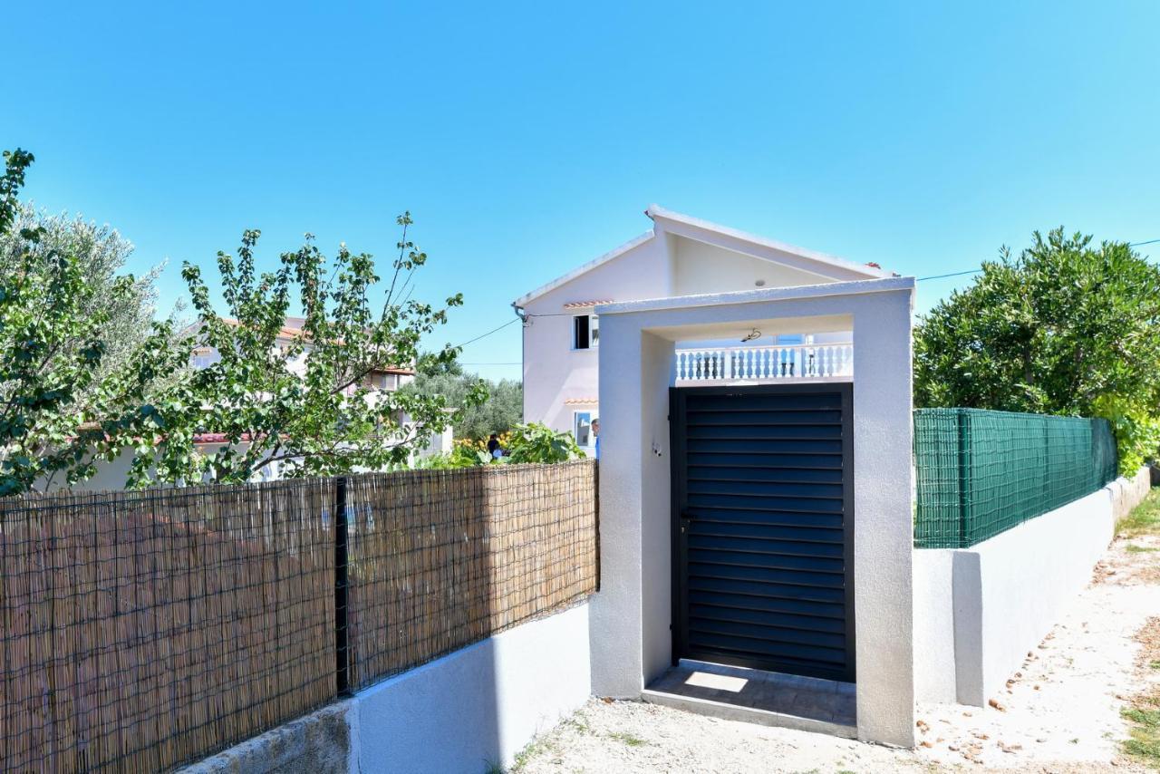 Pool House Luka Διαμέρισμα Ζαντάρ Εξωτερικό φωτογραφία