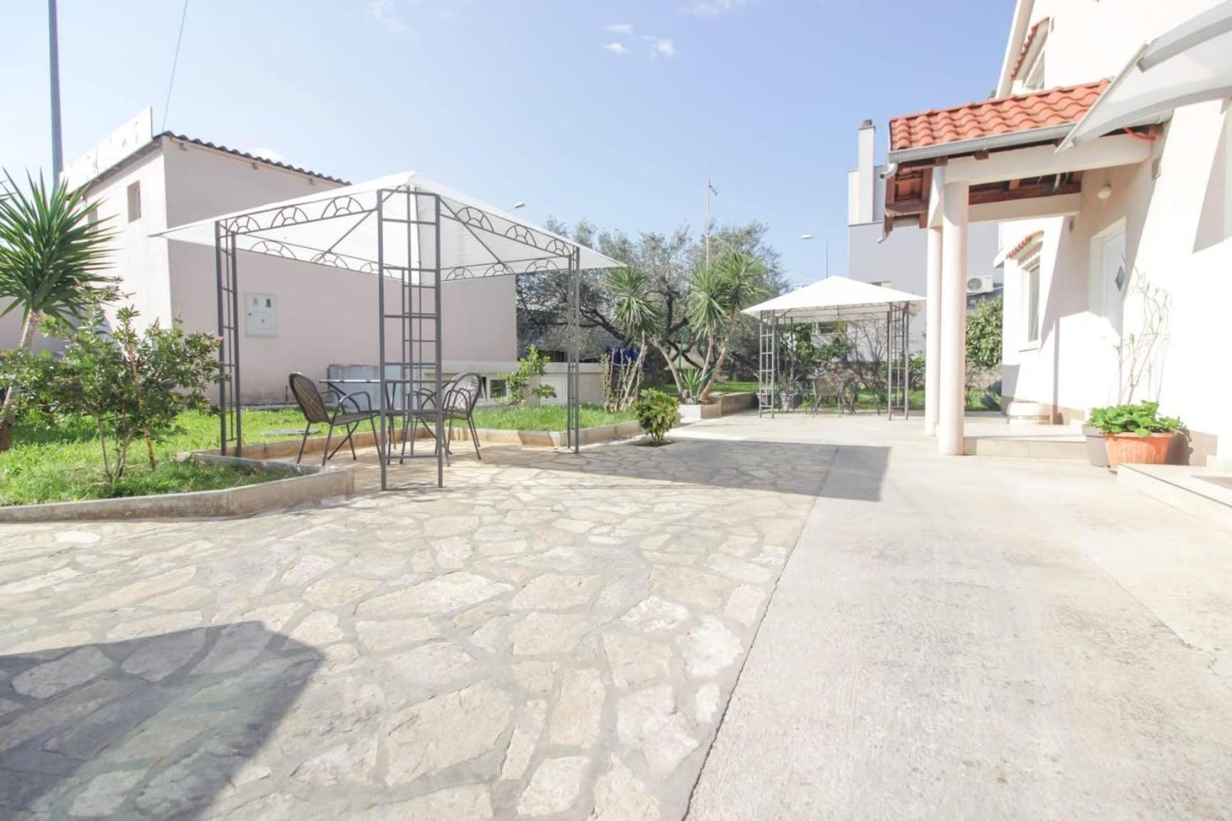 Pool House Luka Διαμέρισμα Ζαντάρ Εξωτερικό φωτογραφία